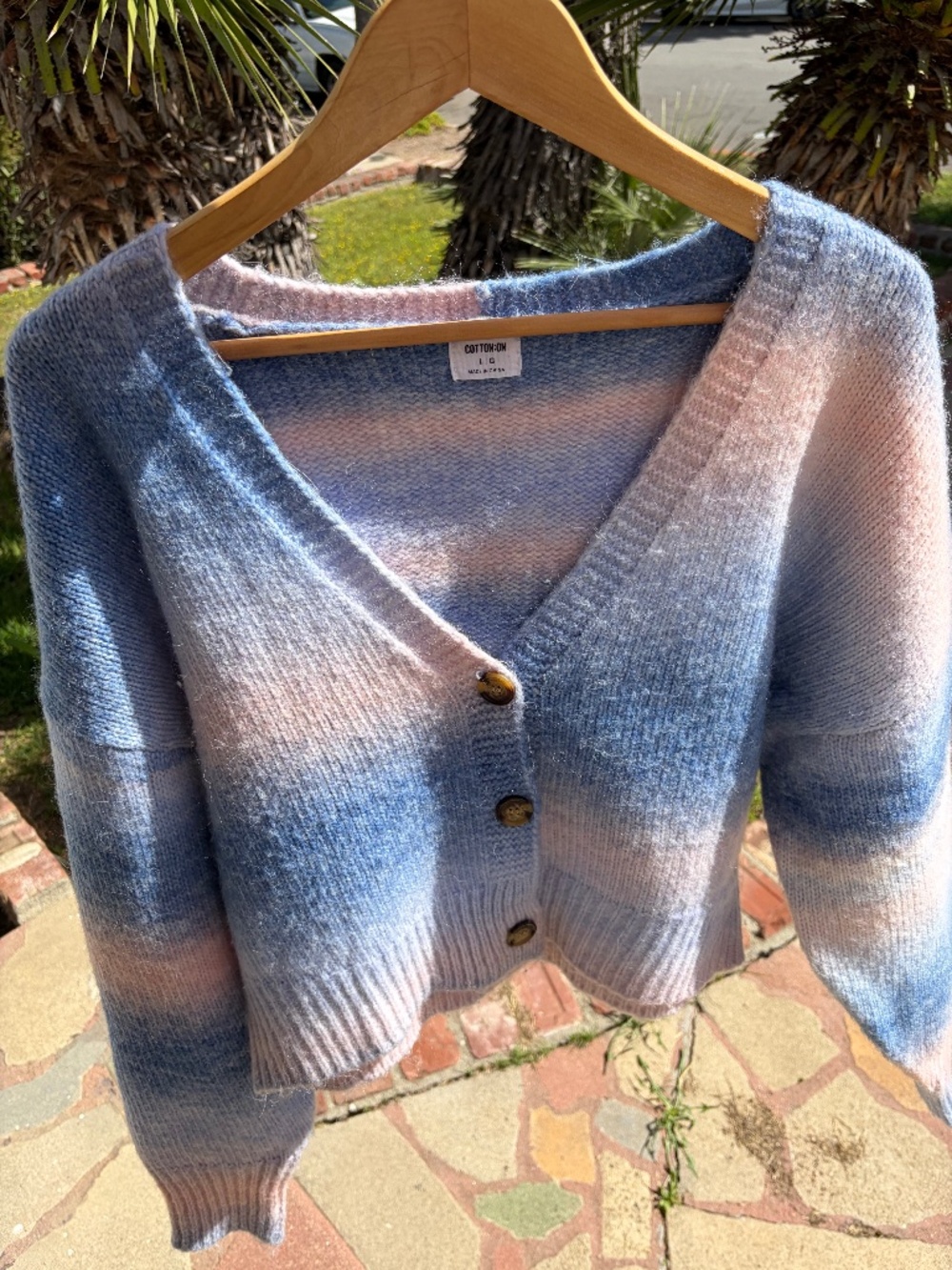 Cotton On Blue & Blush Ombre Cardigan Sweater – Size Large 🩵🩷